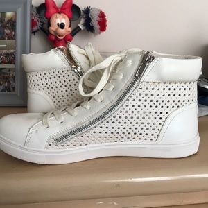 Steve Madden Sneakers